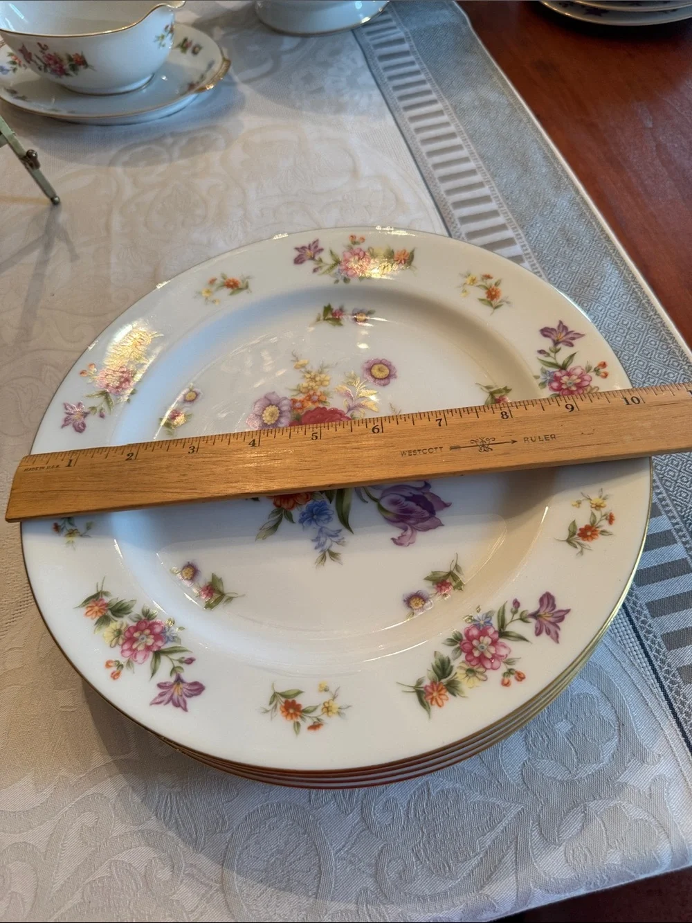 Vintage Harmony House Dresdania China.  4 10” Dinner Plates